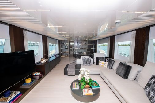 Ferretti Yachts 850 image