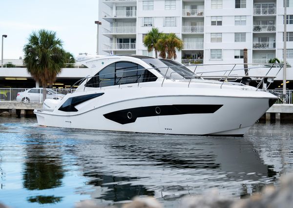 Evolve-yachts 400-OUTBOARD image