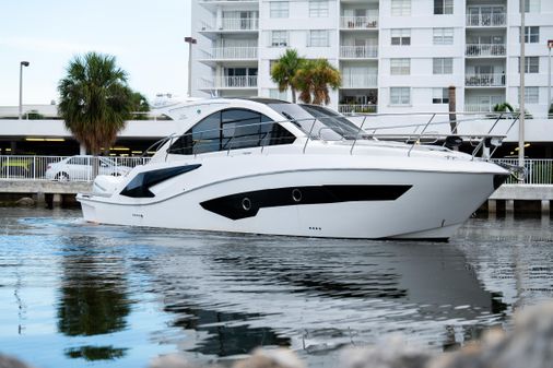 Evolve-yachts 400-OUTBOARD image