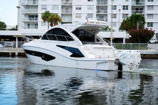 Evolve-yachts 400-OUTBOARD image