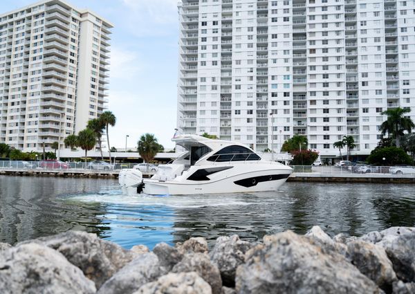 Evolve-yachts 400-OUTBOARD image