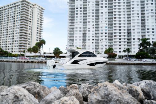 Evolve-yachts 400-OUTBOARD image