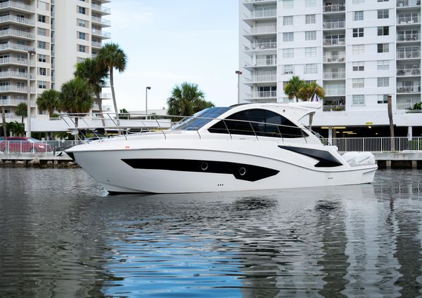 Evolve-yachts 400-OUTBOARD image