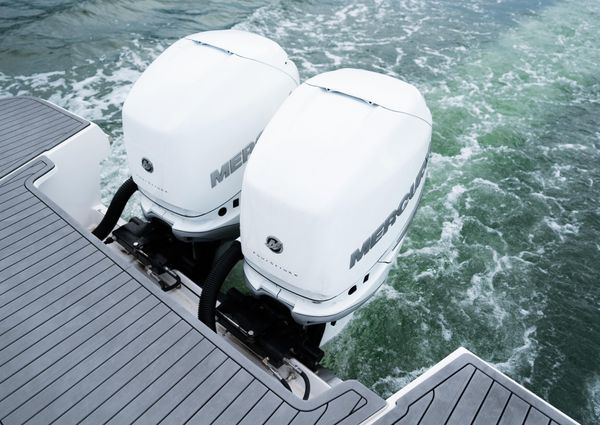 Evolve-yachts 400-OUTBOARD image