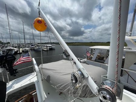 Beneteau Swift Trawler 42 image