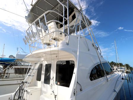 Luhrs 40-CONVERTIBLE image