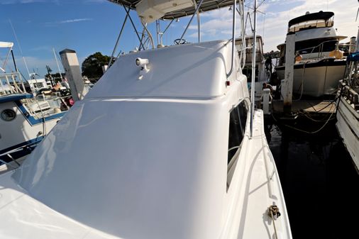 Luhrs 40-CONVERTIBLE image