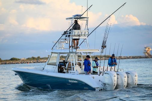 Everglades 375-CENTER-CONSOLE image