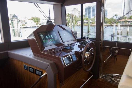 Sundeck Yachts 58 Sport image