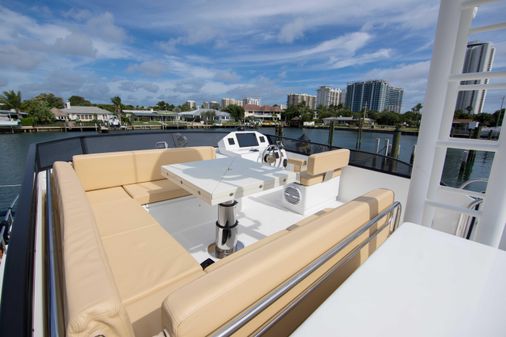 Sundeck Yachts 58 Sport image