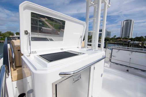 Sundeck Yachts 58 Sport image