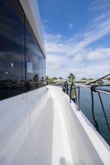 Sundeck Yachts 58 Sport image