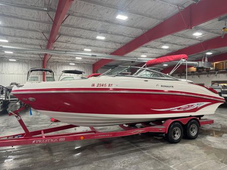 Rinker 246-BOWRIDER image