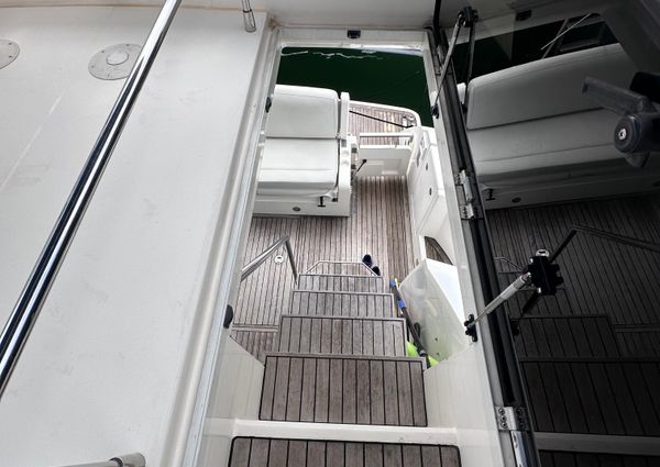 Fairline Squadron 42 image