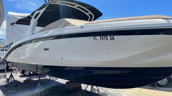 Sea Ray SDX 290 Outboard