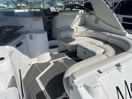 Cruisers Yachts 3870 Express image