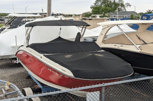 Sea Ray 270 SDX image