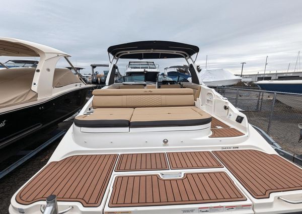 Sea Ray 270 SDX image