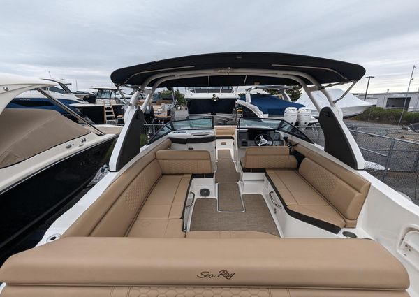 Sea Ray 270 SDX image