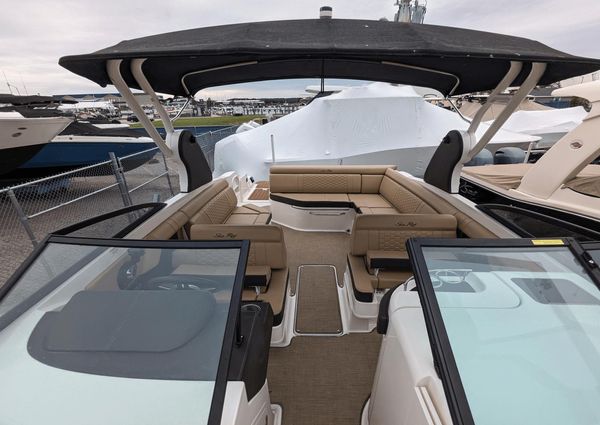 Sea Ray 270 SDX image