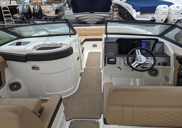 Sea Ray 270 SDX image