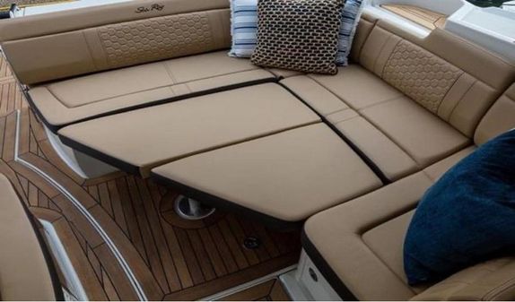 Sea Ray Sundancer 350 Coupe image