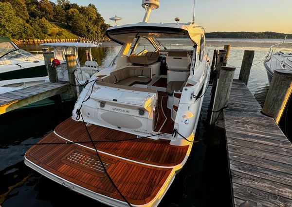 Sea Ray Sundancer 350 Coupe image