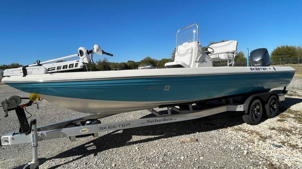 Skeeter SX 240