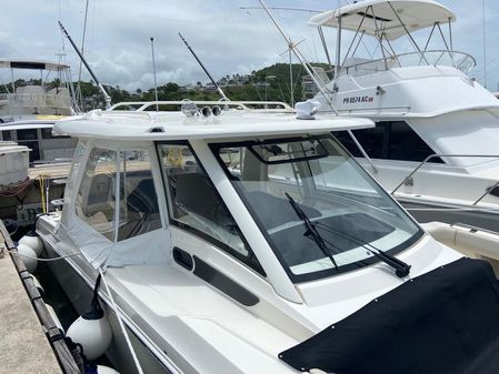 Boston Whaler 350 Realm image