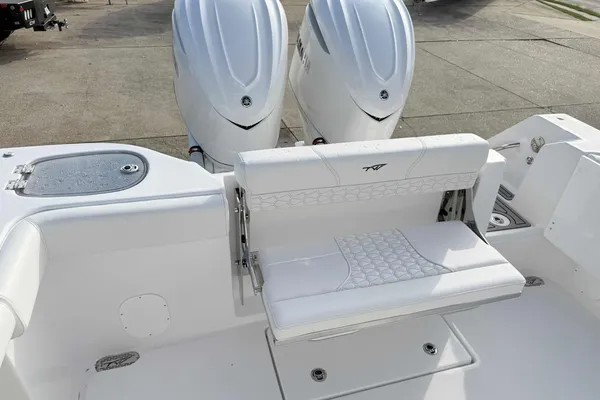 Tidewater 320-CC-ADVENTURE image