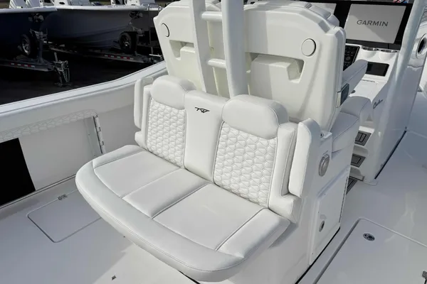 Tidewater 320-CC-ADVENTURE image