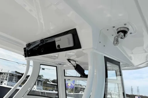 Tidewater 320-CC-ADVENTURE image