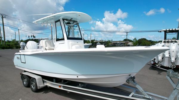 Sea Hunt Ultra 239 SE 