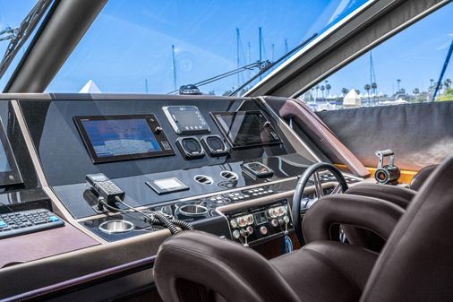 Sunseeker 75 Yacht image