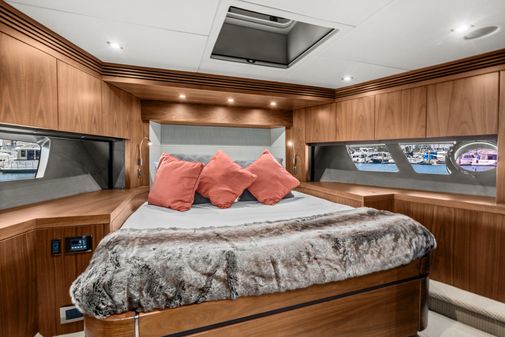 Sunseeker 75 Yacht image