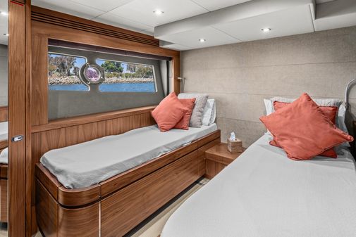 Sunseeker 75 Yacht image