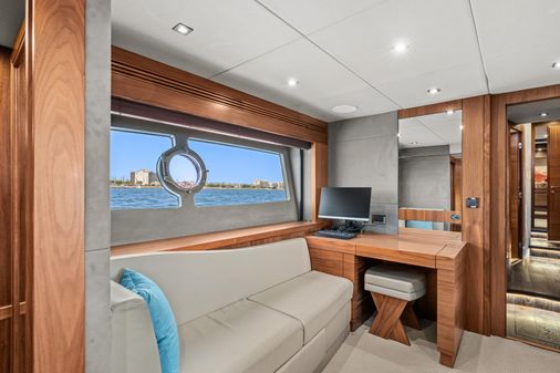 Sunseeker 75 Yacht image