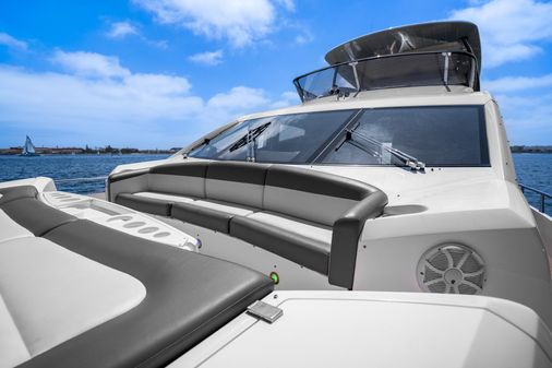 Sunseeker 75 Yacht image