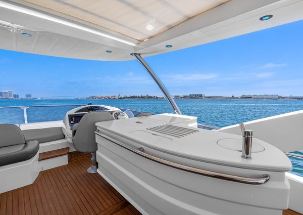 Sunseeker 75 Yacht image