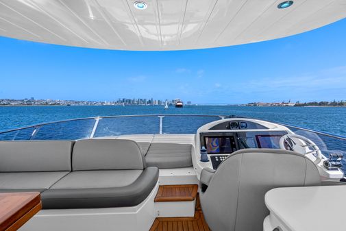 Sunseeker 75 Yacht image