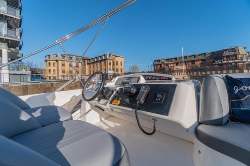 Princess 67 Flybridge image