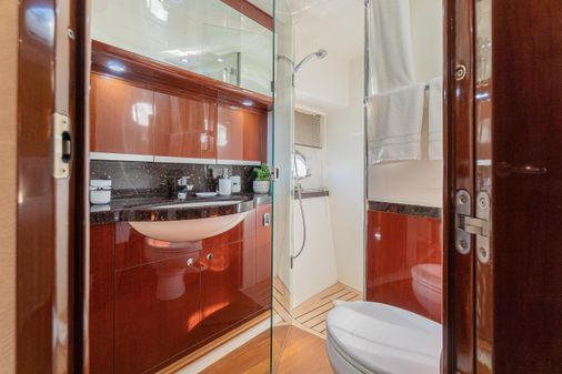 Princess 67 Flybridge image
