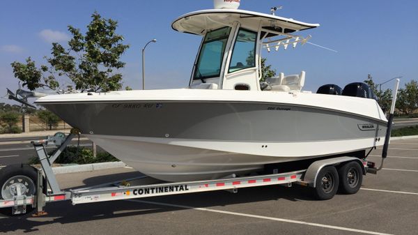 Boston Whaler Outrage 