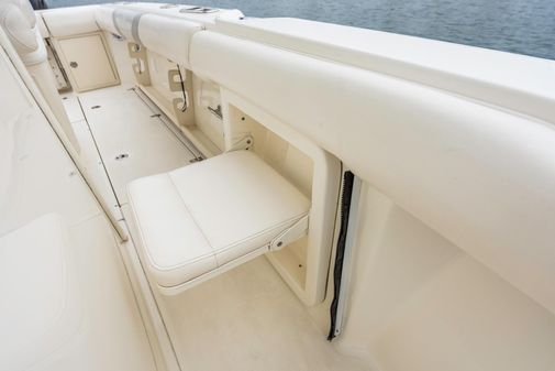 Boston-whaler 250-OUTRAGE image