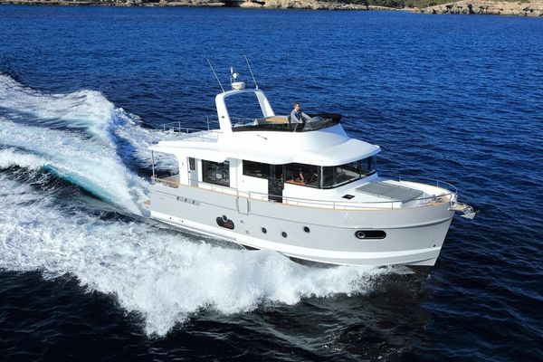 Beneteau-america SWIFT-TRAWLER-50 - main image