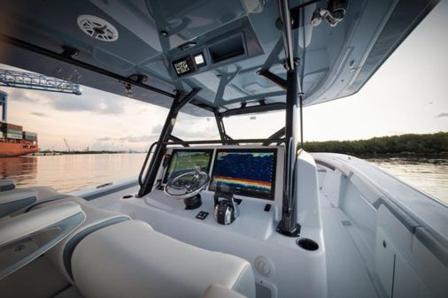 Yellowfin 42 image