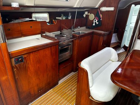 Beneteau Oceanis 405 image