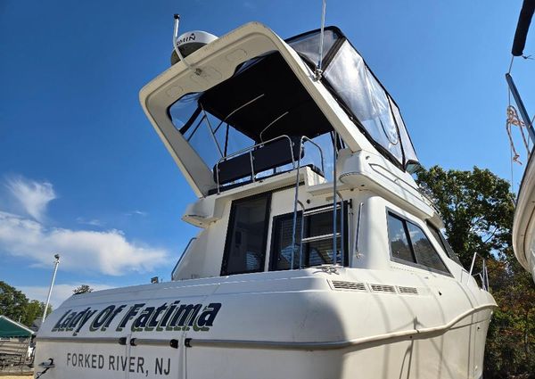 Bayliner 3258 CIERA COMMAND BRIDGE image