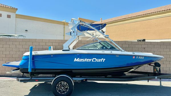 MasterCraft MariStar 200 