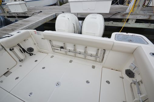 Boston Whaler 325 Conquest image